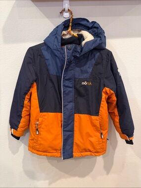 NOR Colorblock Puffer Jacket in Navy and Orange. Zipper works great. Used